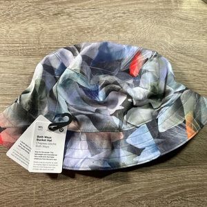 Lululemon bucket hat
